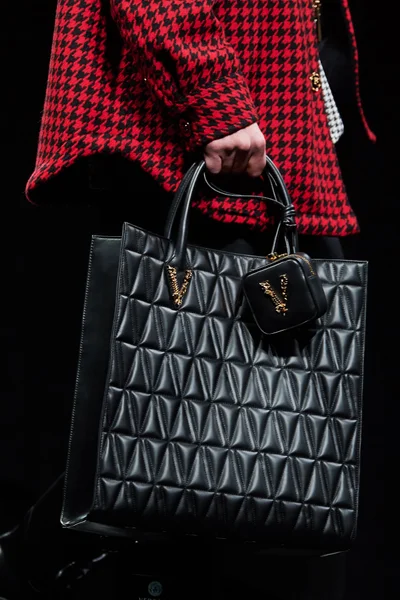 Look 33